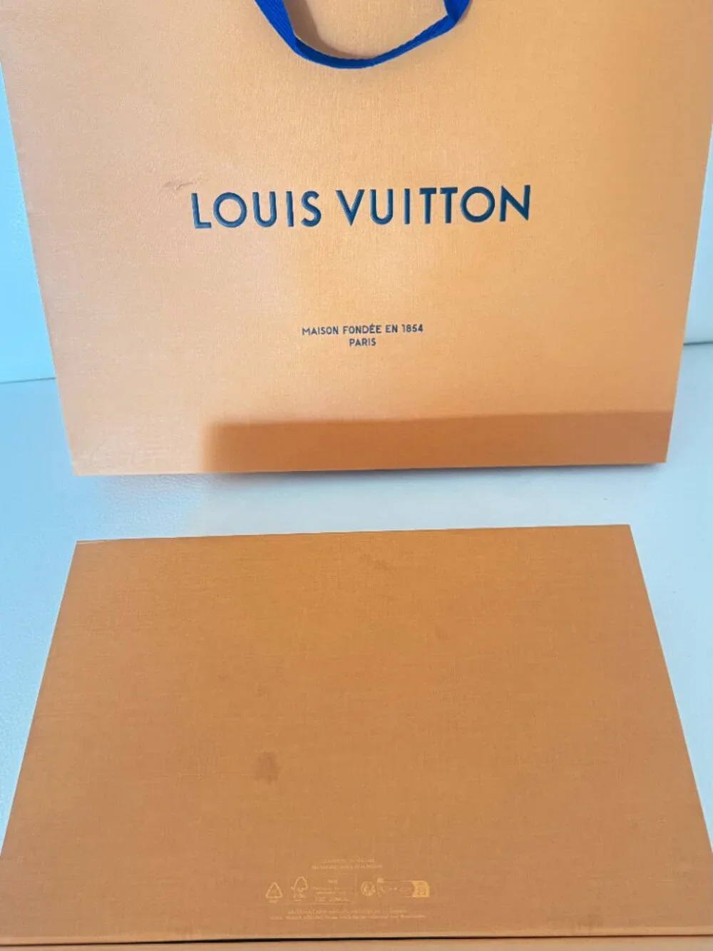 Louis Vuitton Orange Paper Gift Box w/ Ribbon , card and shopping bag